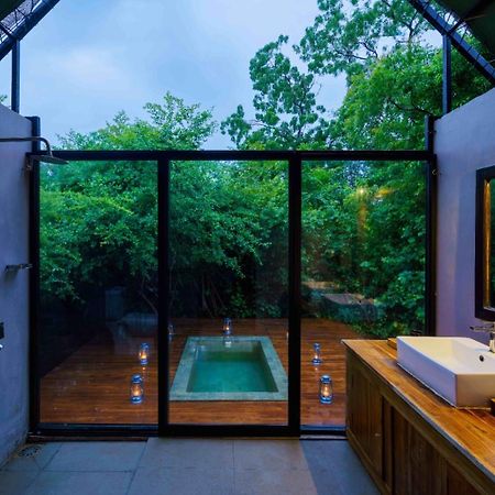 Hotel Makini Bush Camp, Parque nacional Yala Exterior foto